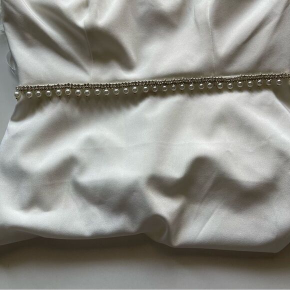 NEW Mac Duggal White Feather Cap Sleeve Pearl Embellished midi Dress Size 4 - Picture 8 of 14